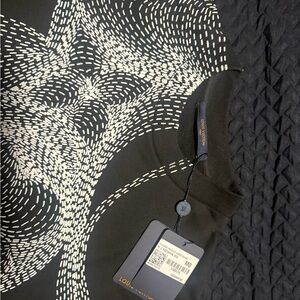 Men’s Louis Vuitton Black Top with White Graphic Design Sweater 100% Authentic!